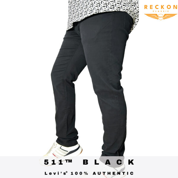 Levi's 511™ BLACK Slim Fit Chinos